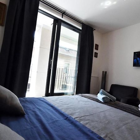 Ferienwohnung Tayson Square Dorcol New Location Free Garage Belgrad Exterior foto